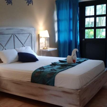 Hotel Bahia Punta Bonita 拉斯特拉纳斯 外观 照片