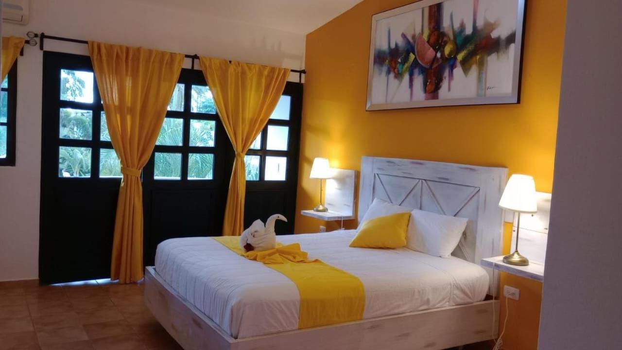 Hotel Bahia Punta Bonita 拉斯特拉纳斯 外观 照片