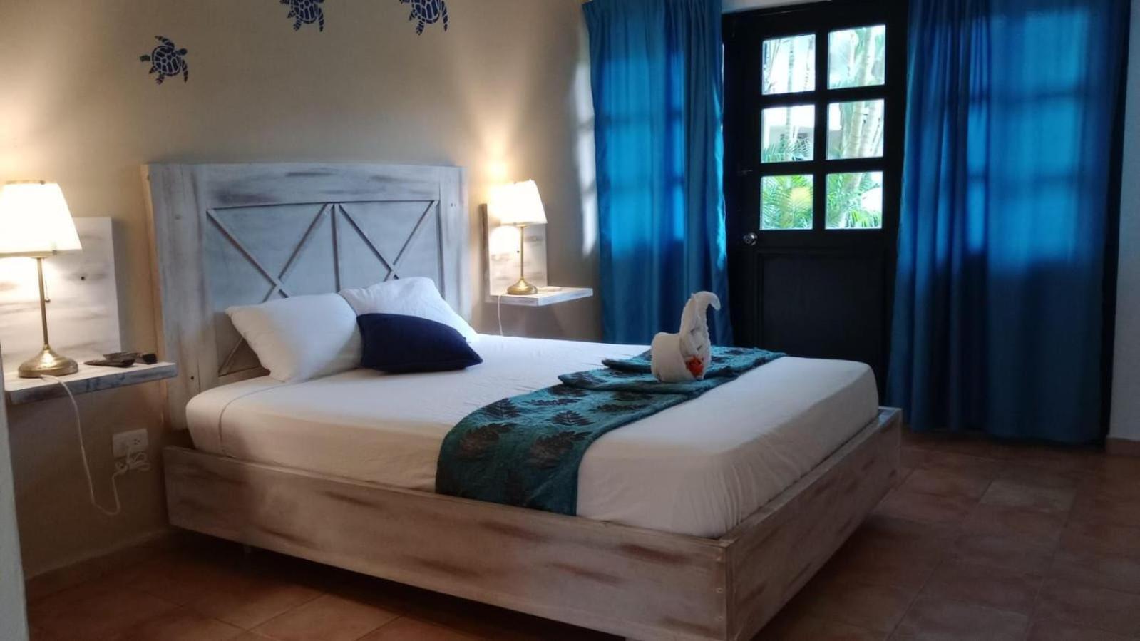 Hotel Bahia Punta Bonita 拉斯特拉纳斯 外观 照片