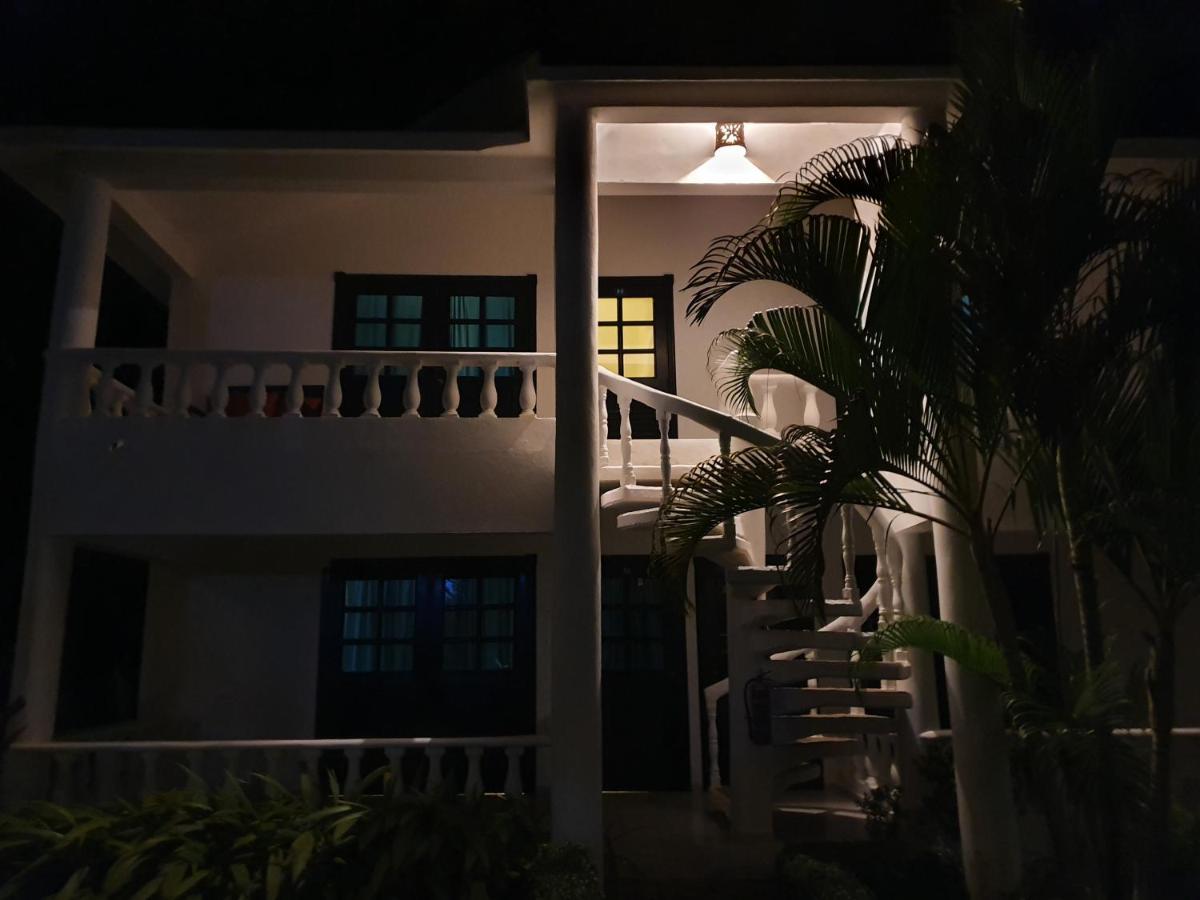 Hotel Bahia Punta Bonita 拉斯特拉纳斯 外观 照片