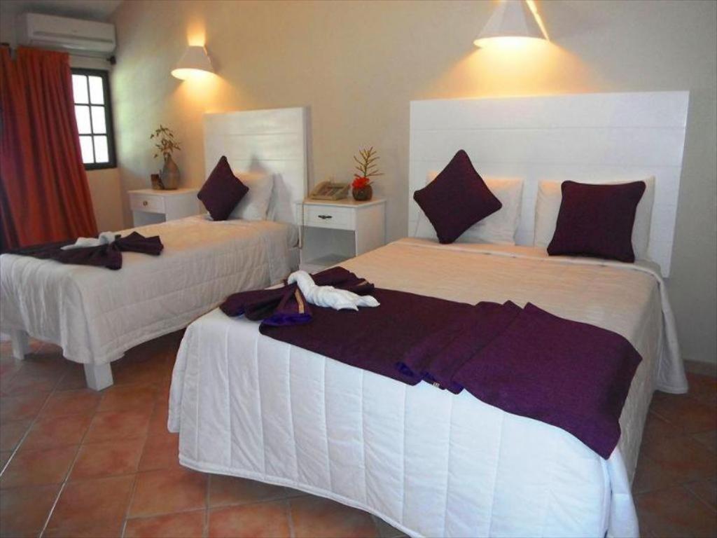 Hotel Bahia Punta Bonita 拉斯特拉纳斯 外观 照片