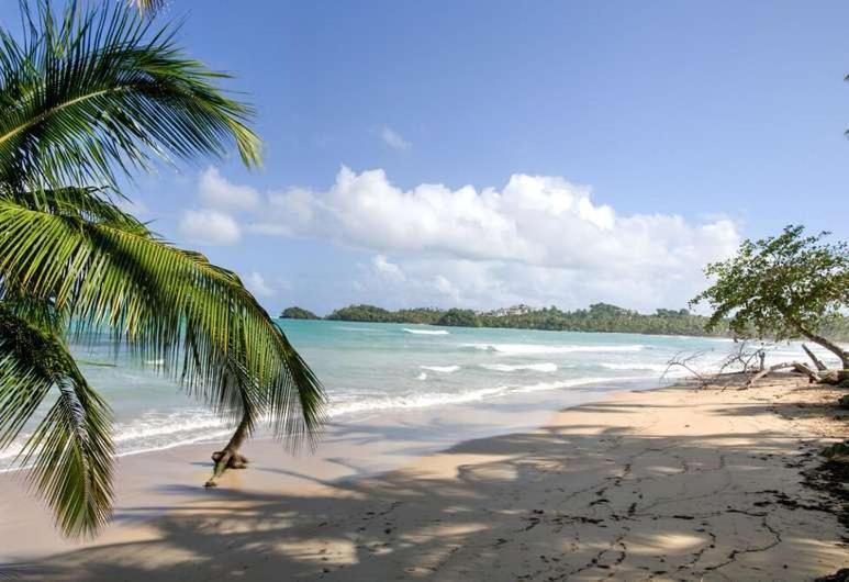 Hotel Bahia Punta Bonita 拉斯特拉纳斯 外观 照片