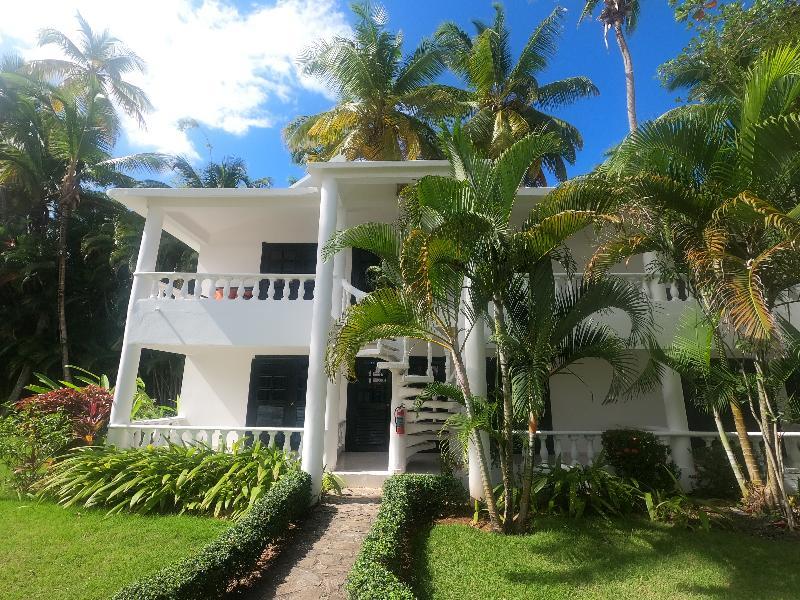 Hotel Bahia Punta Bonita 拉斯特拉纳斯 外观 照片